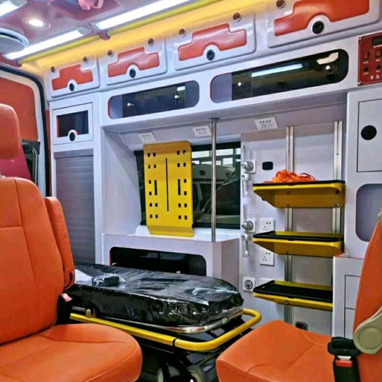 佛冈长途救护车护送病人租赁价格